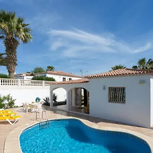 Casa Amarilla Sunny With Heated Pool Villa